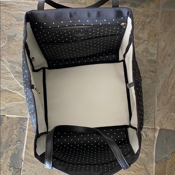 Black and white polka dotted Kate Spade tote - Picture 5 of 8